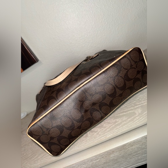 Coach PEYTON SIGNATURE ZIP TOP TOTE B1405-F28365 - Picture 9 of 14